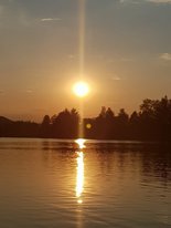 Sonnenuntergang über einem See
